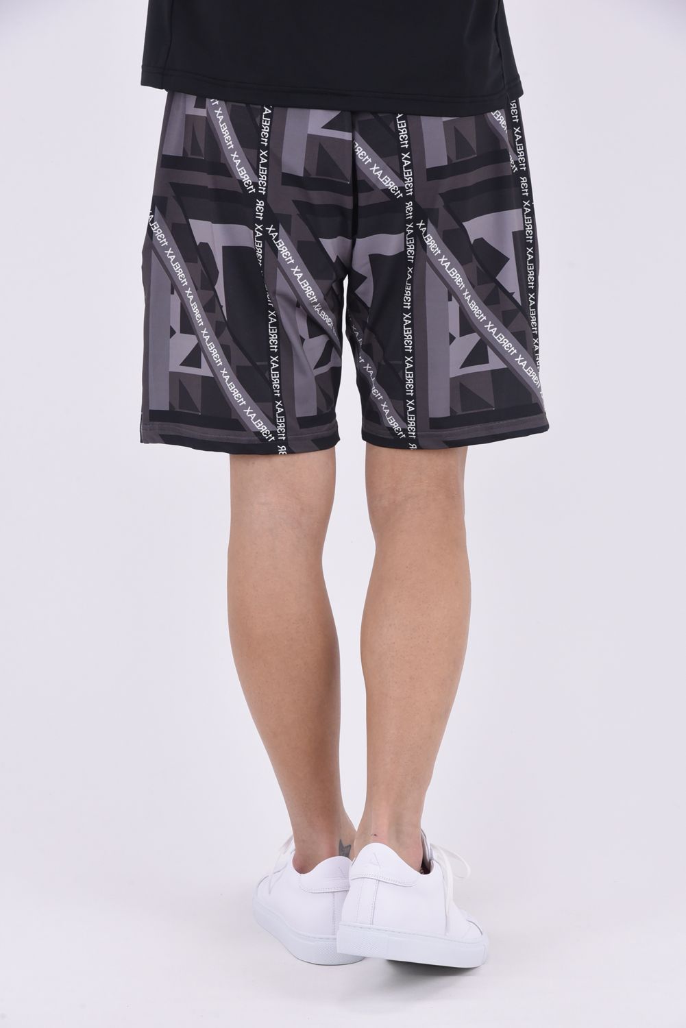 GEOMETRIC SHORTS / ジオメトリック柄 ラッシュガードショーツ チャコール×ブラック