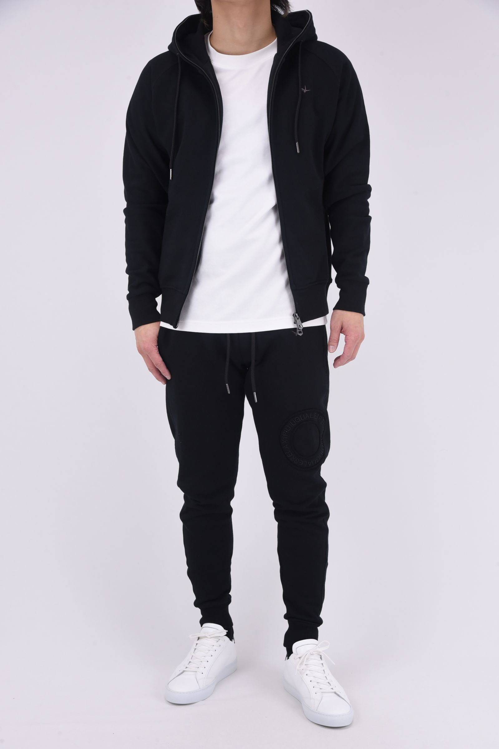 CIRCLE HOODIE / サークルロゴ ジップアップフーディー (ブラック)