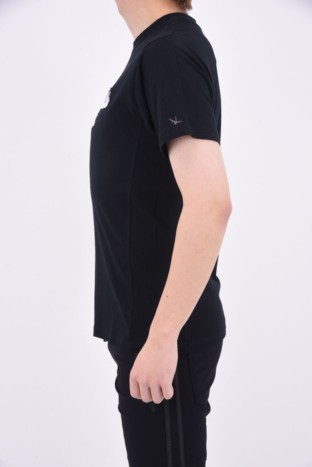 GRADATION TOOTHBRUSH EMBROIDERY T-SHIRTS / グラデーション 3Dロゴ 半袖Tシャツ ブラック
