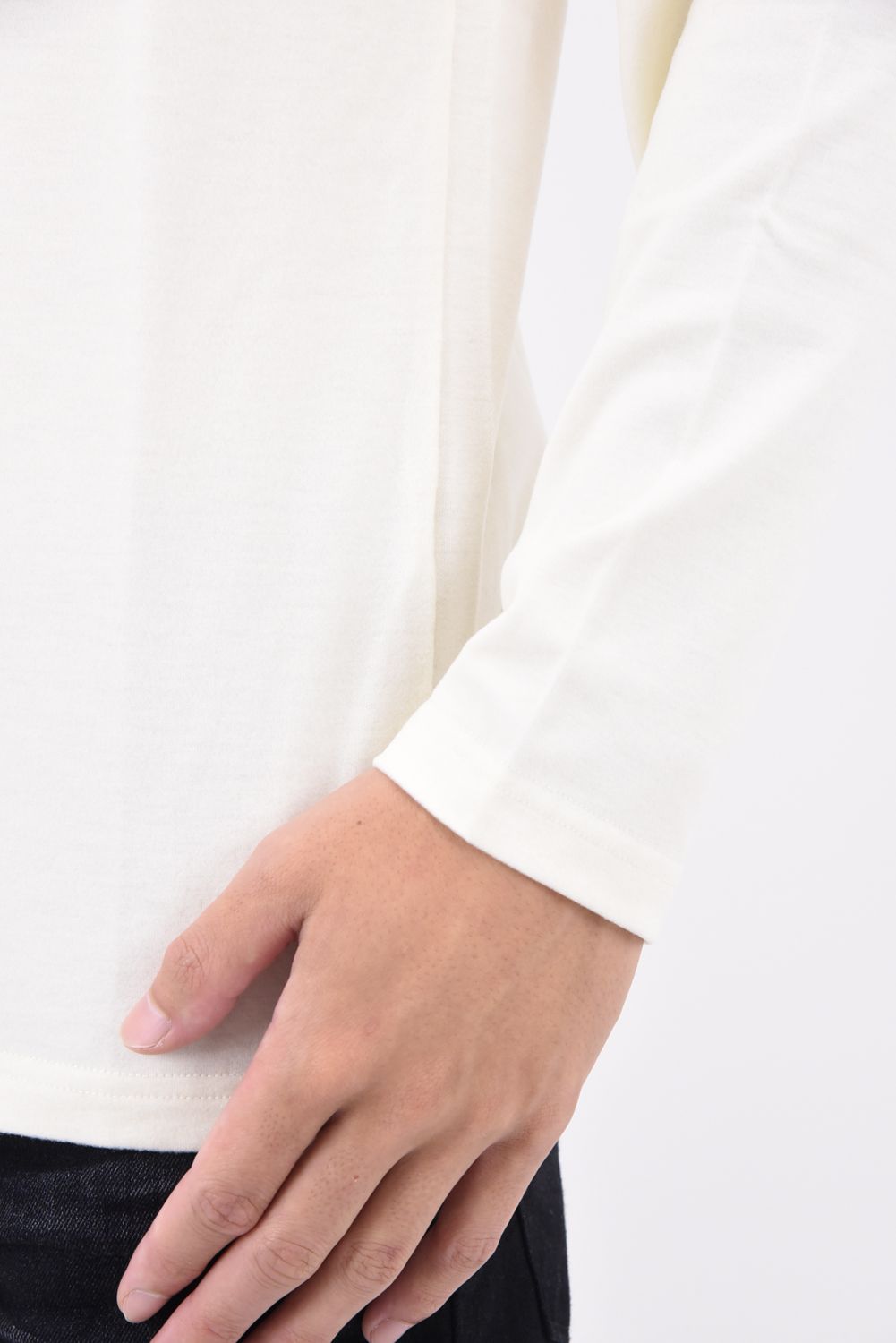 L/S CREW /  ロングスリーブ ウォーム クルーネック オフホワイト