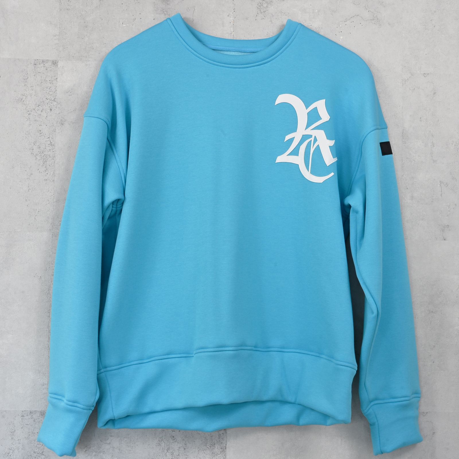 RC CHENILLE VELOURS FLEECE DROP TRAINER / サガラ刺繍ワッペン 裏起毛 ルーズトレーナー (ブルー) (11月上旬入荷予定) ※オーダー締切:9月7日(月)17時