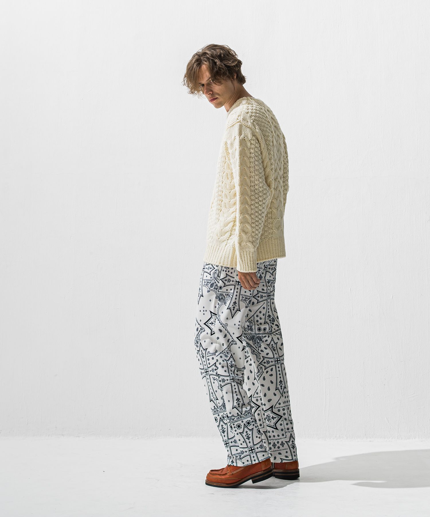 CABLE LAW SWEATER / ケーブル編み ローゲージセーター (オフホワイト) (10月下旬入荷予定) ※オーダー締切:9月7日(月)17時