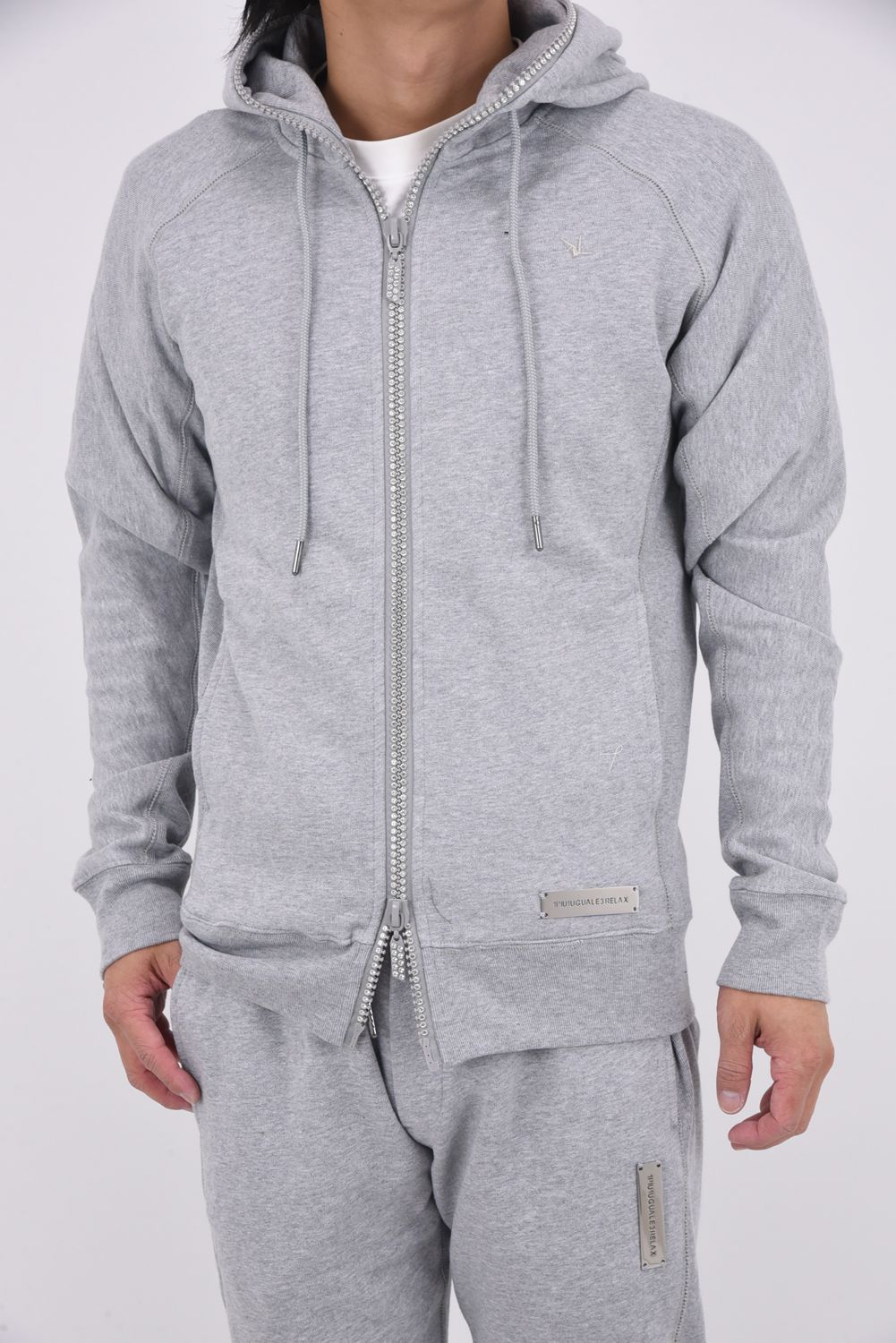 【25AW】 GLITTER ZIP + PLATE HOODIE / シルバーロゴプレートスウェットパーカー (グレー)