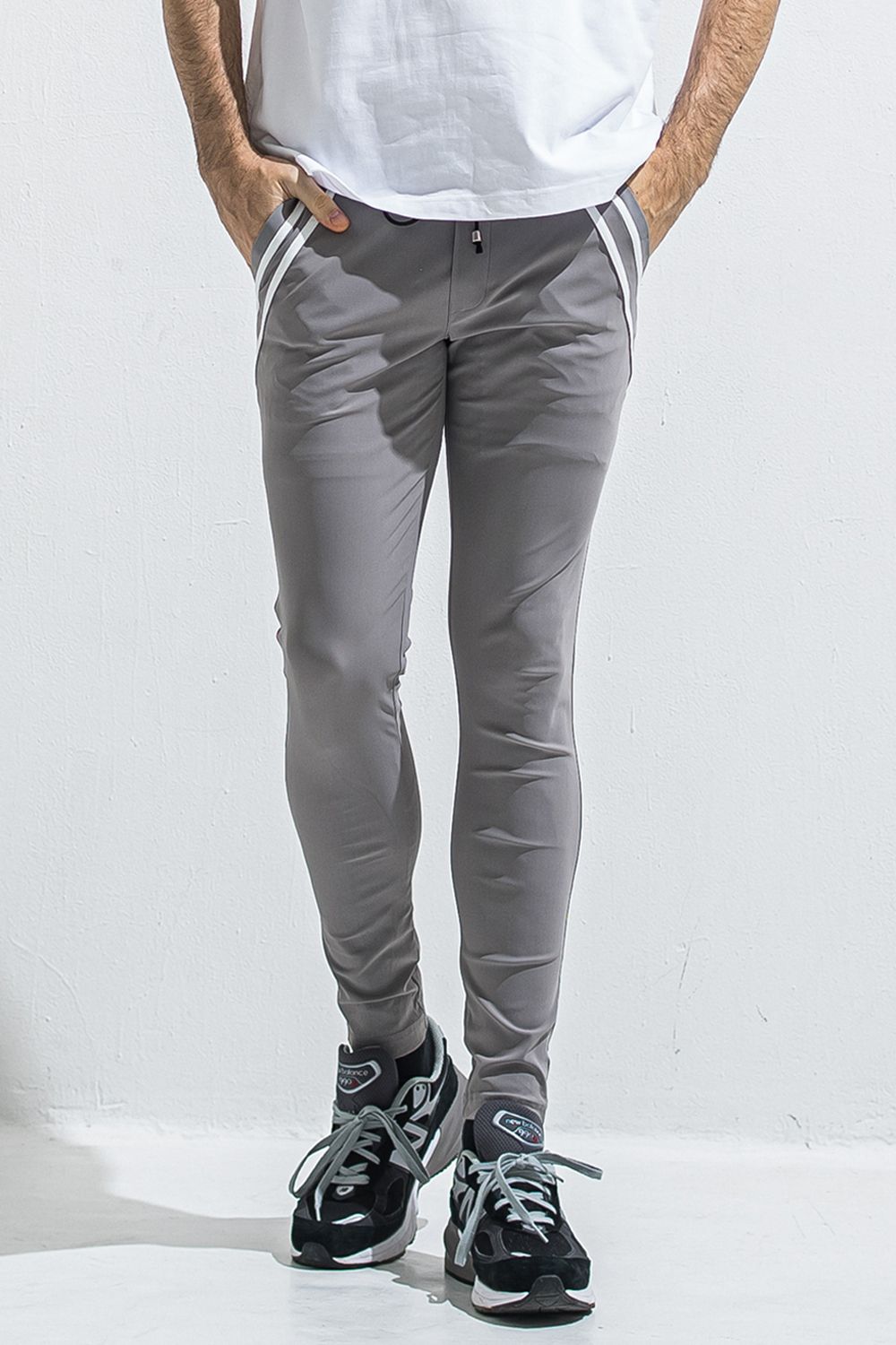 EDGE NYLON PT / 【定番】 ナイロンマイクロファイバー エコレザーライン スキニーイージーパンツ (グレー) (4月末入荷予定) ※オーダー締切:2月15日(日)18時