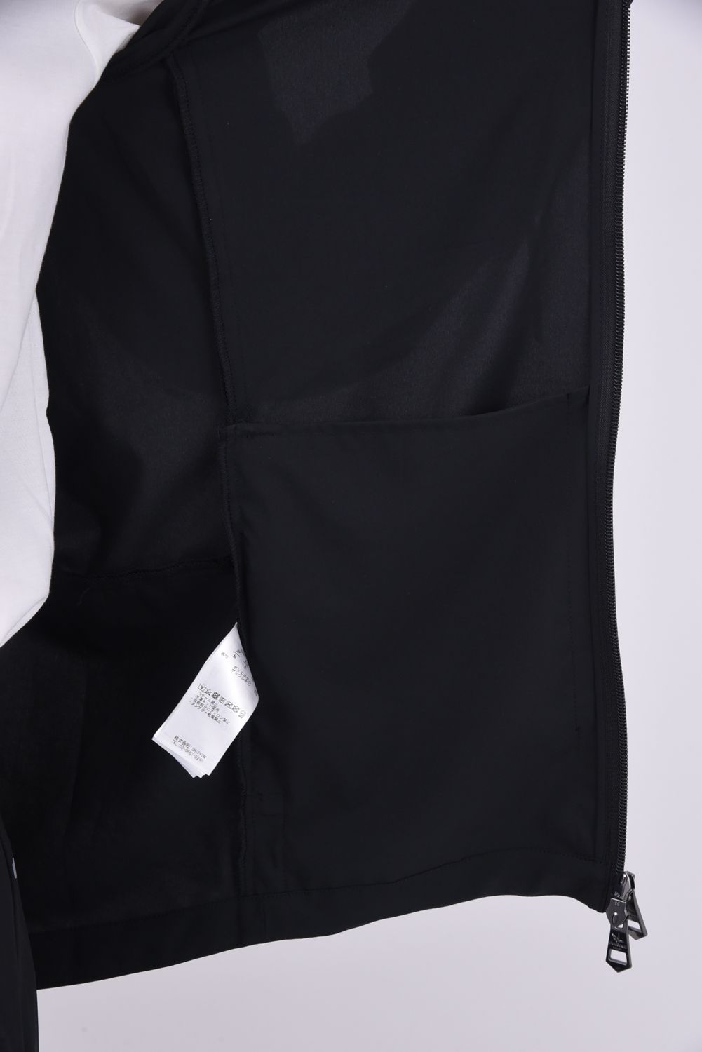 LOGO ZIP LIGHT HOODIE / ロゴジップ ライトフーディー ブラック