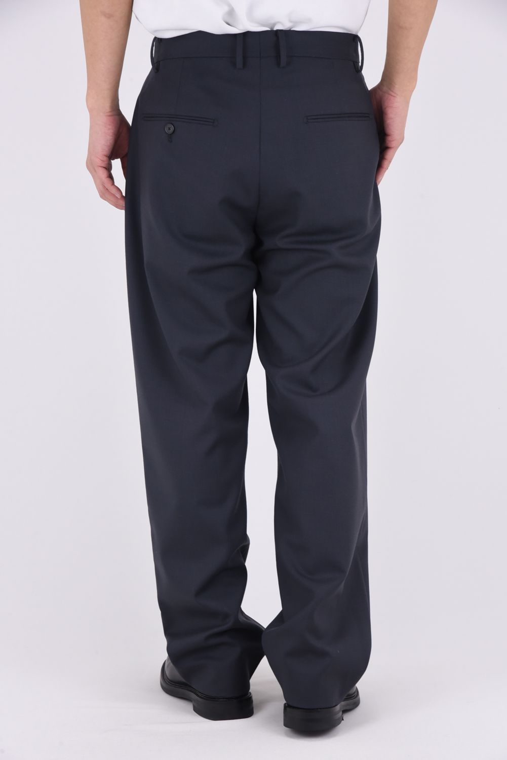 WOOL CLAMSKIN / ウール カームスキン テーパードパンツ (グレー)