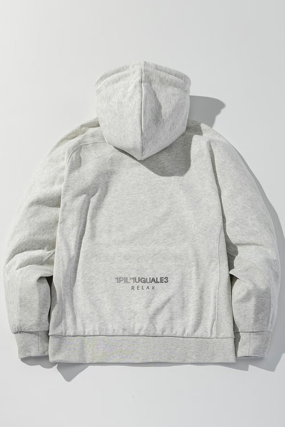 【26AW】 MICKEY SILHOUETTE GRADATION LINESTONE HOODIE / ミッキー シルエット グラデーション ラインストーン フーディー (オートミール) (8月上旬入荷予定)