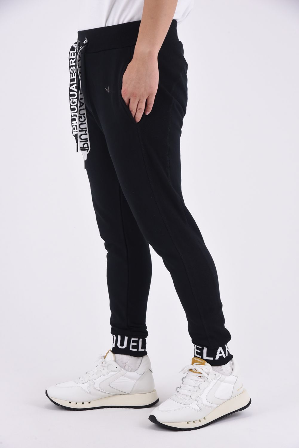 HEM LOGO LONG PANTS / ワイドスピンドル ロゴ スウェットパンツ (ブラック）