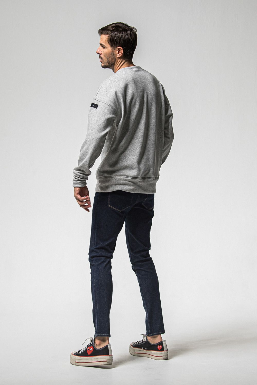 FRAIDAY OLD LOGO VELOURS FLEECE TRAINER / 裏ベロアフリース ロゴ ロングスリーブ トレーナー (グレー) (11月上旬入荷予定) ※オーダー締切：9月1日(月)18:00