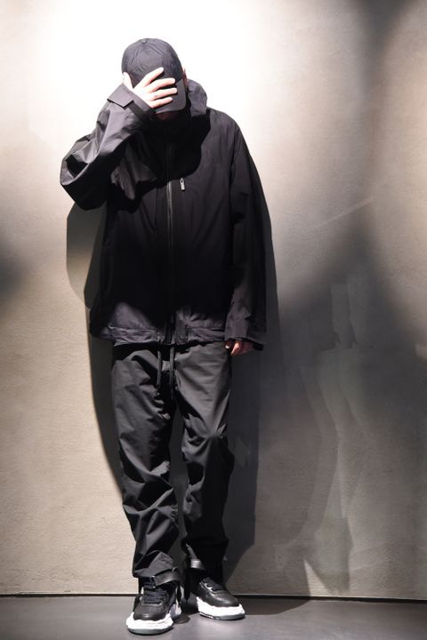 【White Mountaineering】 ハイスペック機能を備えているワードローブとしてイチオシのマウンテンJK