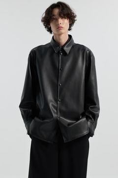 SYNTHETIC LEATHER SHIRT / シンセティック レザーシャツ (ブラック) (8月下旬~9月上旬）