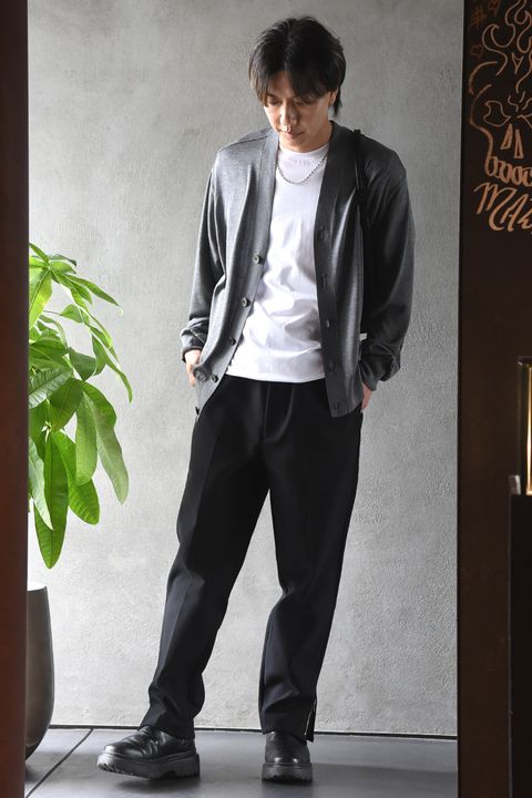 【CINOH】 上品とリラックス感を両立するカーディガンスタイル