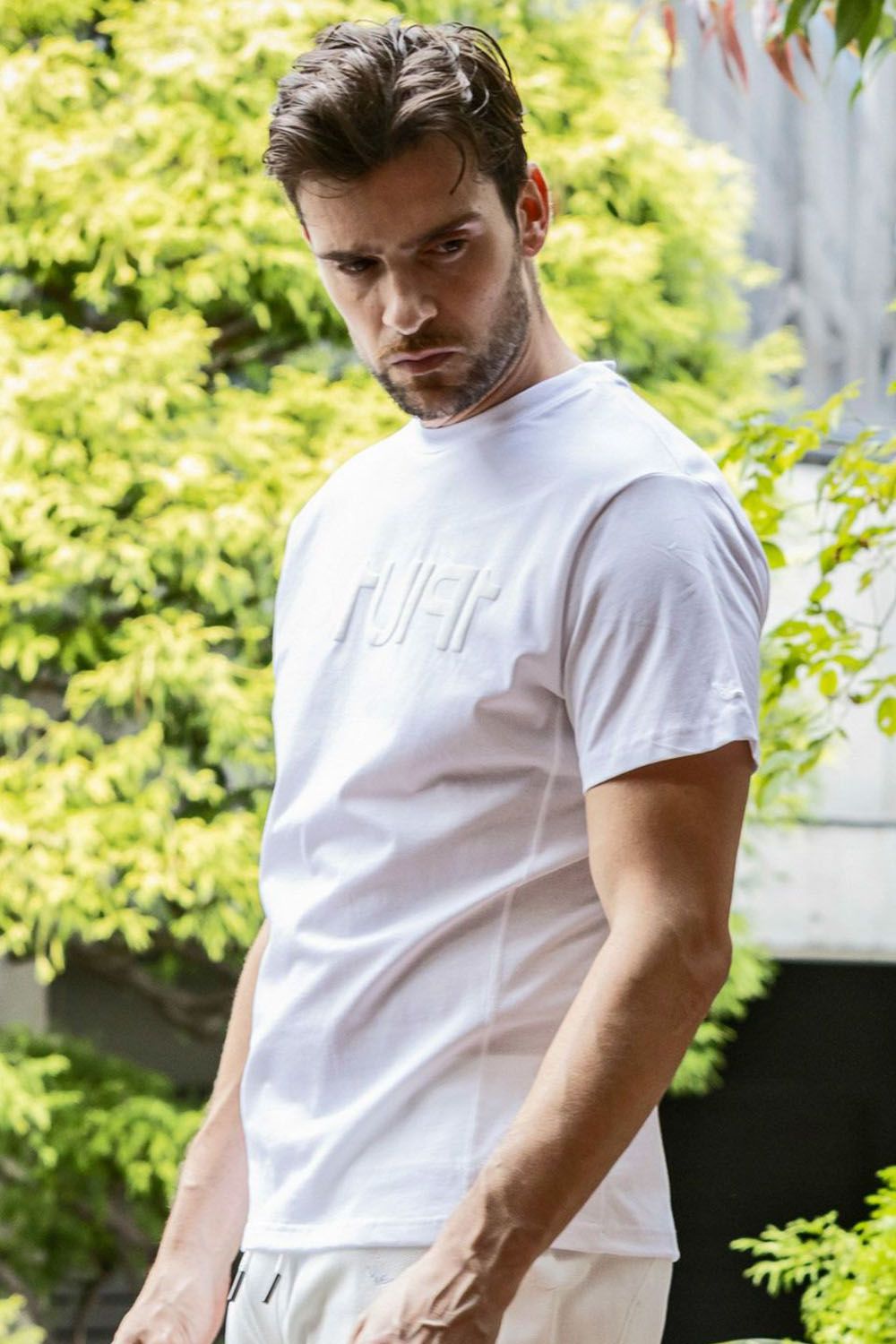 BIG LOGO INVERTED T-SHIRT / ビッグロゴ インバート Tシャツ (ホワイト)