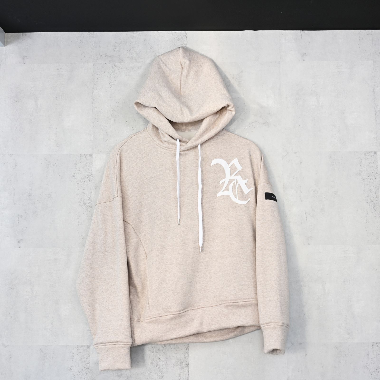 RC VELOURS FLEECE HOODIE / RCレザーワッペン 裏起毛ルーズフーディー (ブラウン) (11月上旬入荷予定) ※オーダー締切:9月7日(月)17時