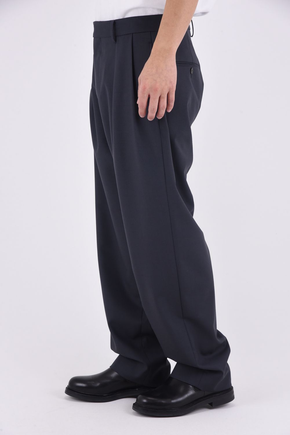 WOOL CLAMSKIN / ウール カームスキン テーパードパンツ (グレー)