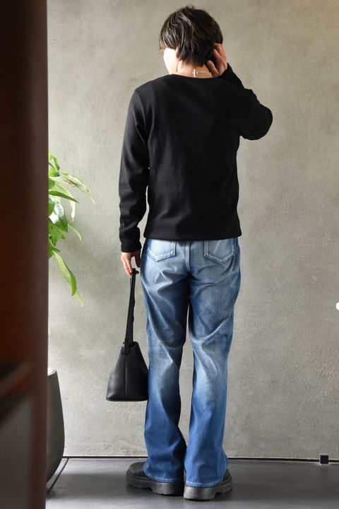 【RESOUND CLOTHING】 トレンドのワッフルヘンリーをシンプルに大人っぽく