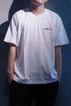 LOGO EMBROIDARY T-SHIRT / ワンポイントロゴ 刺繍  クルーネック 半袖 Tシャツ ホワイト
