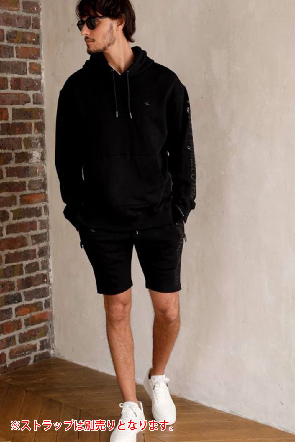 GLITTER ZIP SHORT PANTS / グリッターロゴ ショートパンツ ブラック