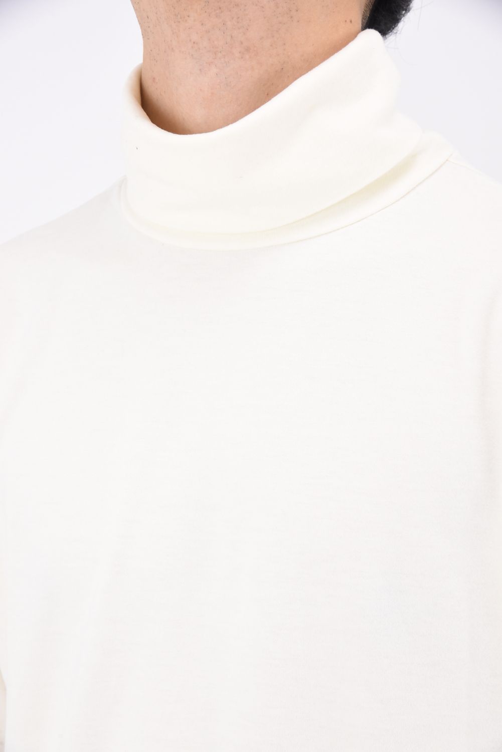 L/S TURTLE /  ロングスリーブ ウォーム タートルネック オフホワイト