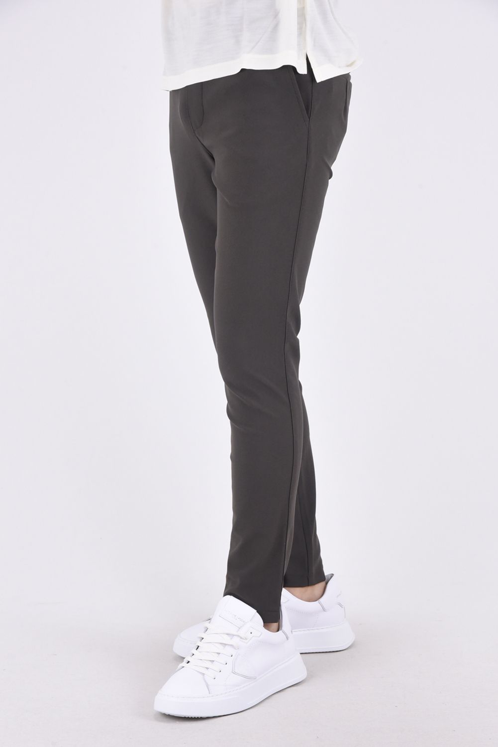 SL EASY PANTS / スラックス型 テーパード イージーパンツ カーキ