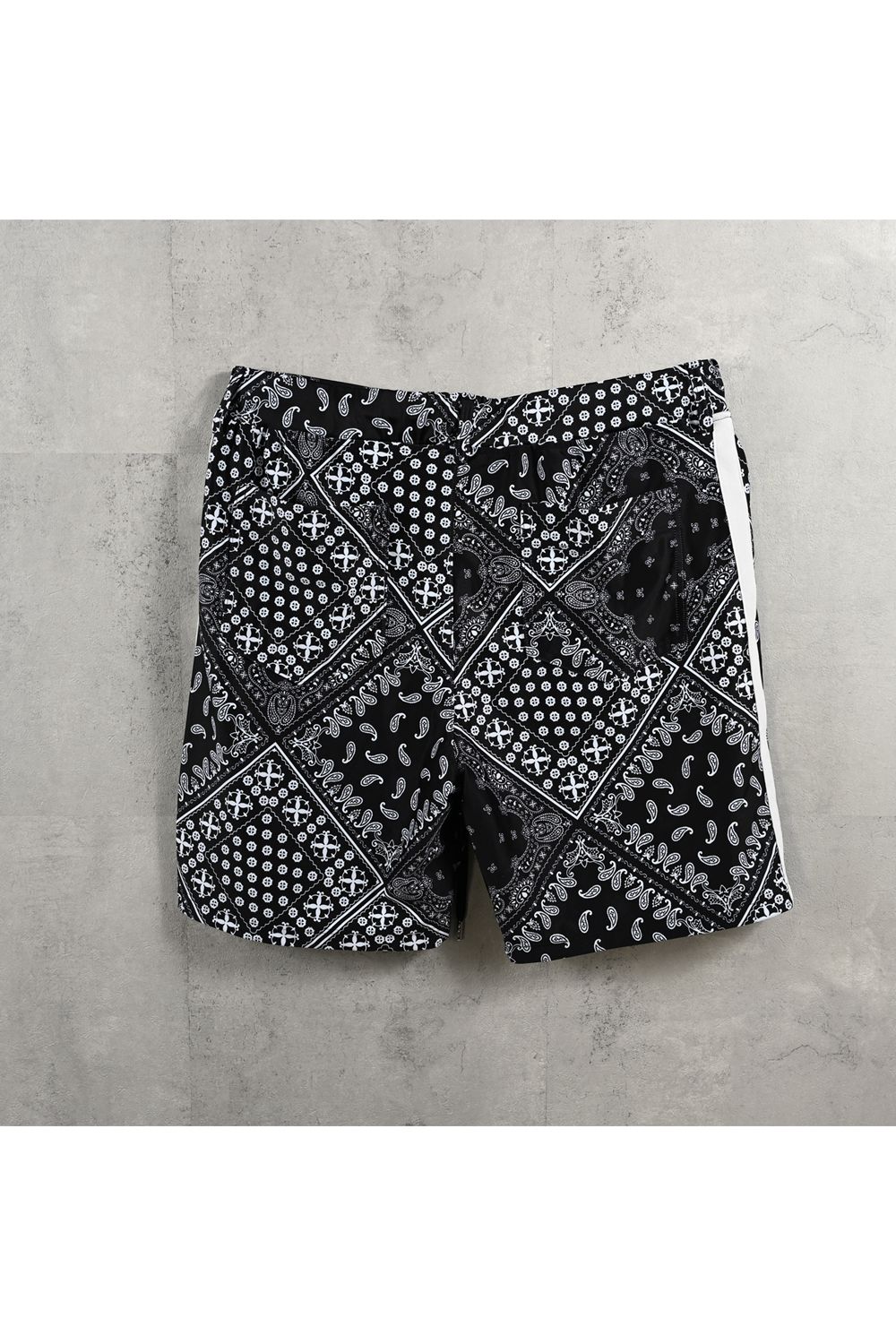 RUSH SHORTS / ラッシュガード バンダナ柄 ショートパンツ (ブラック) (5月末入荷予定) ※オーダー締切:2月15日(日)18時