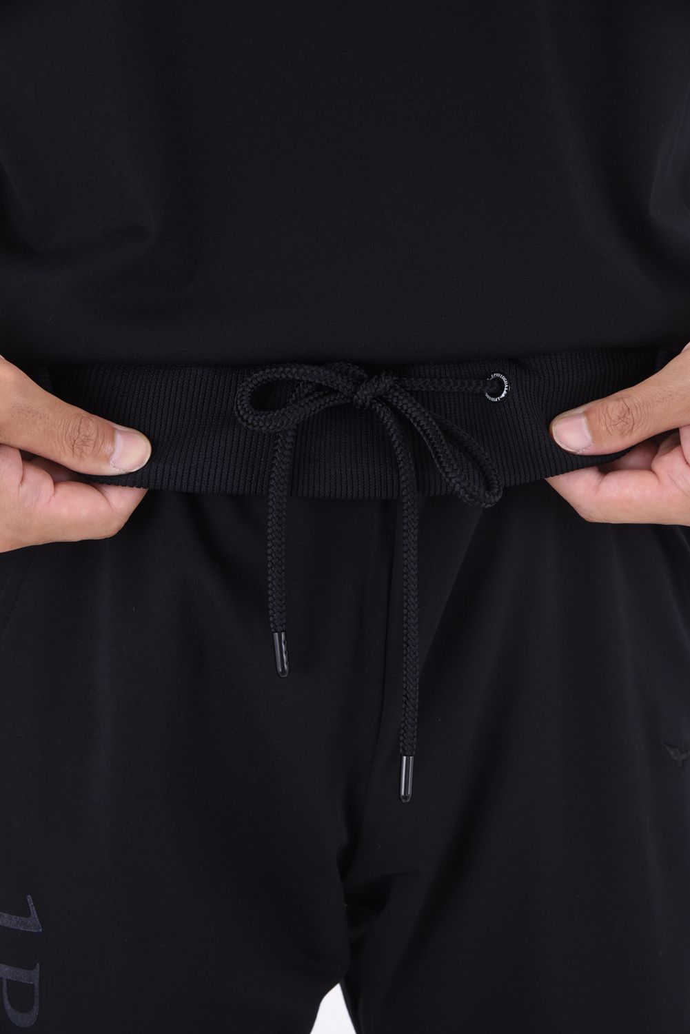 113SPORT COMFORTABLE TAG SOLID RIB / 113ロゴ ストレッチ リブパンツ ブラック