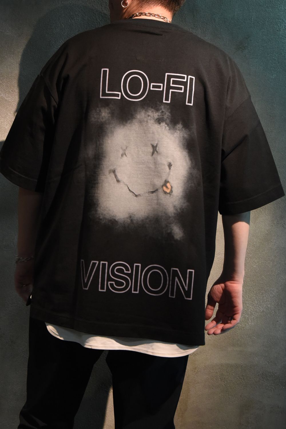 BACK PRINT POCKET TEE / バックプリント 胸ポケット クルーネック Tシャツ ブラック