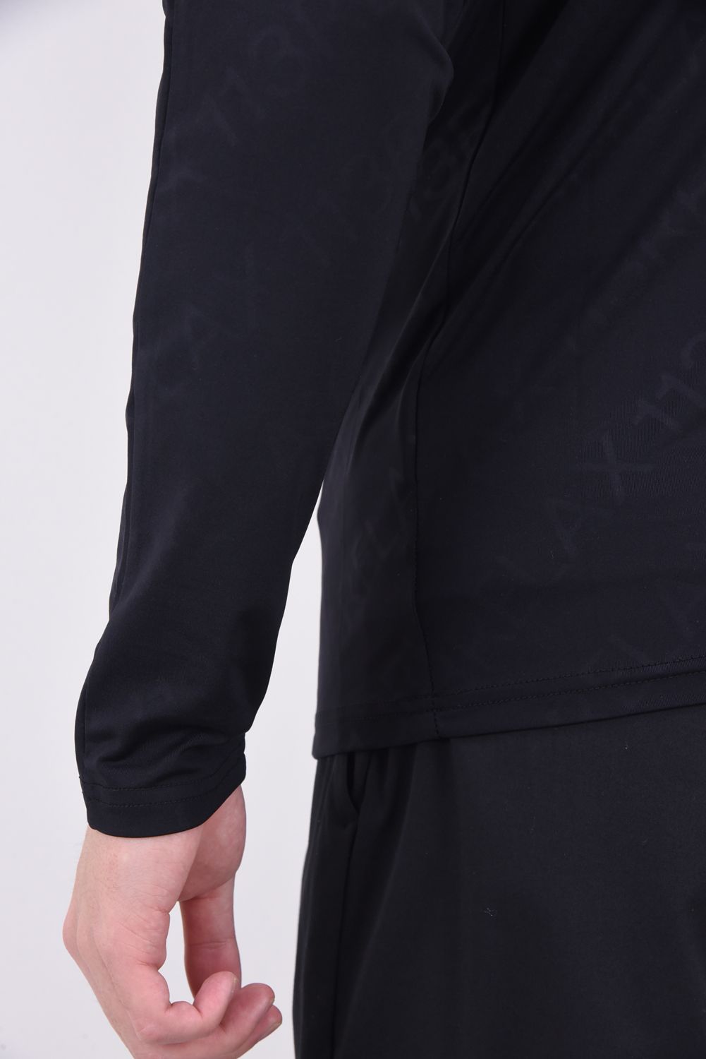 RUNNING DIAGONAL LOGO  LONG T-SHIRTS / 総柄モックネック コンプレッション インナー ブラック