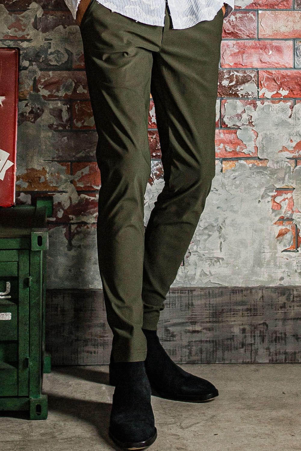 CHRIS EASY PANTS / 【定番】 高機能ナイロン マイクロファイバー スラックス イージーパンツ ナイロンカーキ