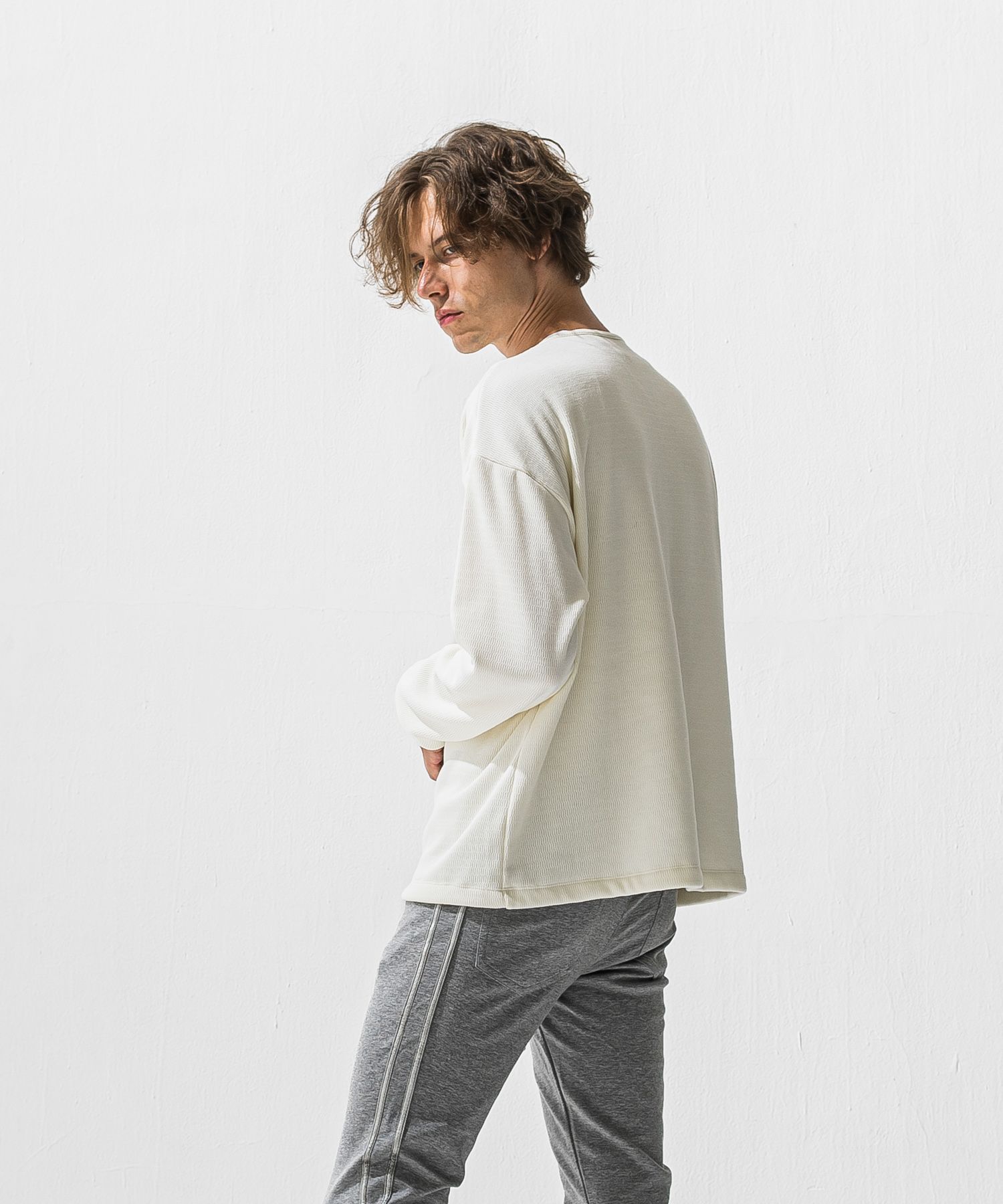 OVER HENRY VELOURS FLEECE THERMAL / 裏起毛 オーバーサイズ サーマル生地 ロングスリーブ ヘンリーネック (ホワイト) (10月下旬入荷予定) ※オーダー締切:9月7日(月)17時