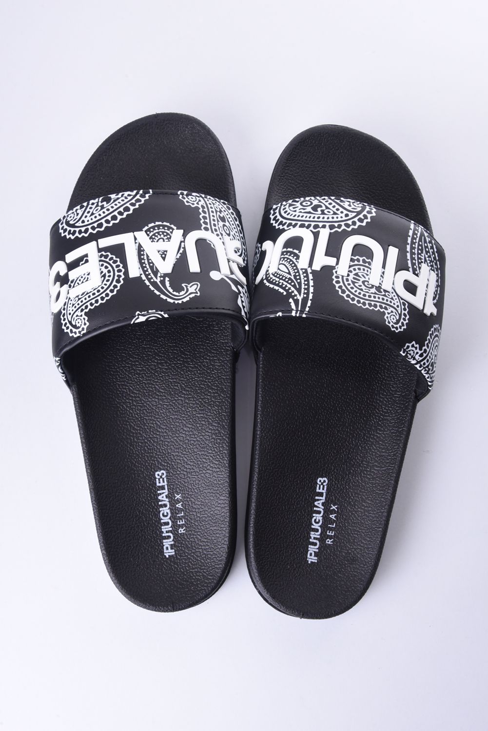 PAISLEY SANDALS / ロゴ ペイズリー柄 シャワーサンダル (ブラック)