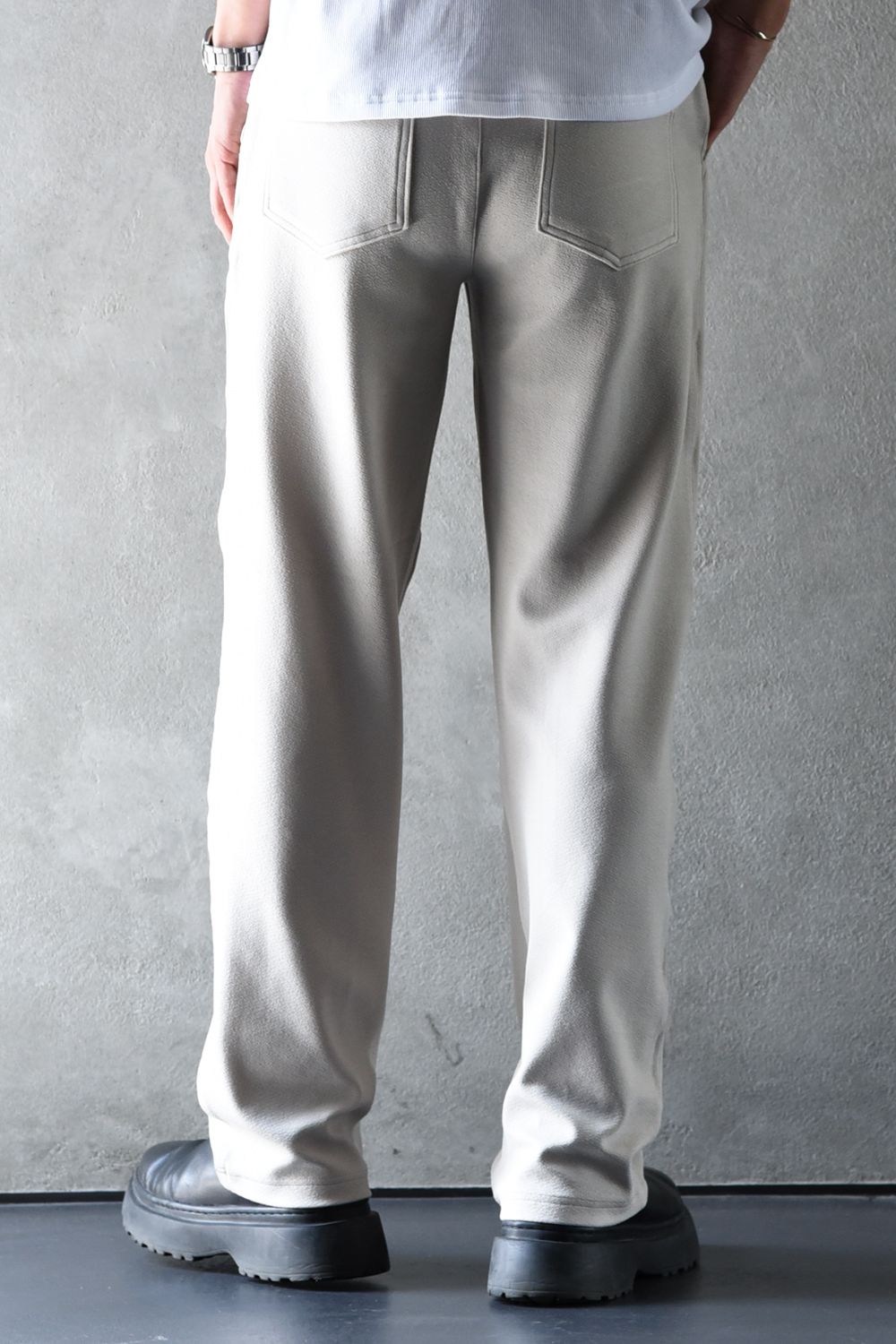 CHRIS EASY WIDE TUCK PANTS / ブリスターニット ワンタック イージーパンツ (ベージュ)