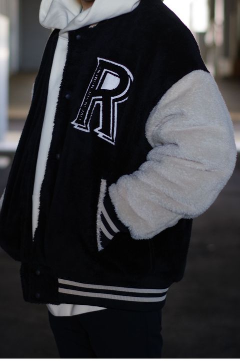 【RESOUND CLOTHING】 攻めすぎない シンプルなストリートスタイル