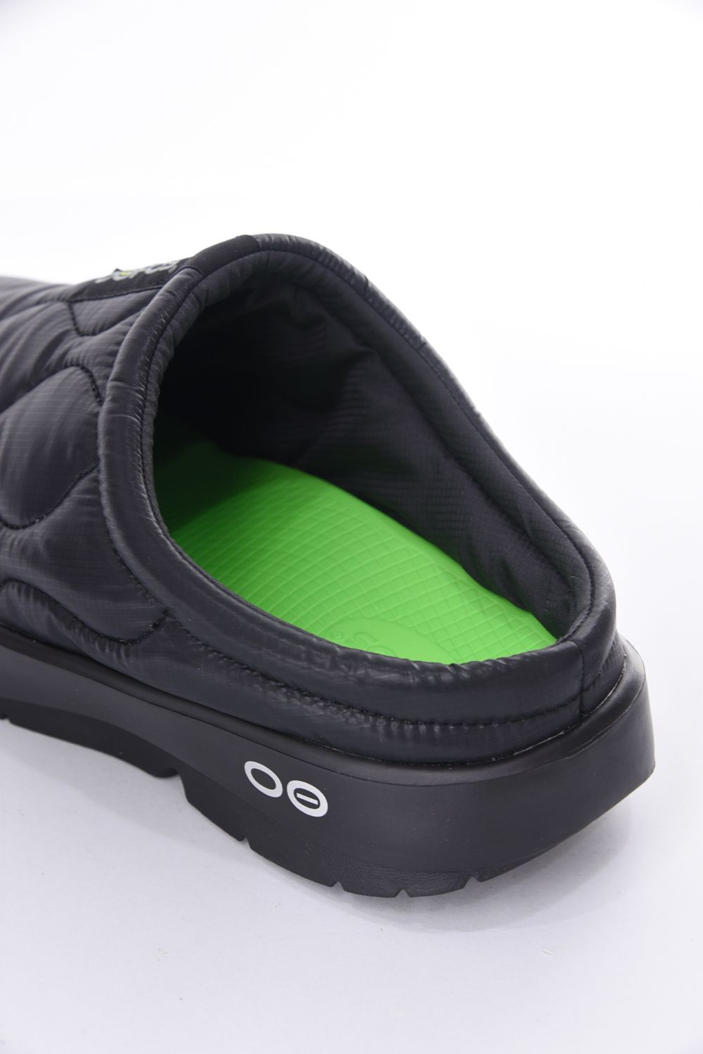 【国内正規品】 Men's OOcoozie Thermo / ウーコージー サーモミュールタイプサンダル ブラック