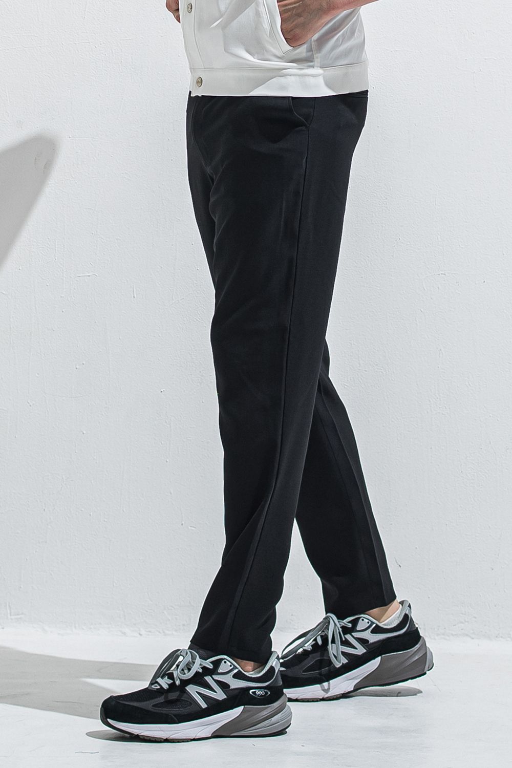 PAT WIDE EASY PANTS / ツイル生地 ワイドテーパード イージースラックス (ブラック) (4月中旬入荷予定) ※オーダー締切:2月15日(日)18時