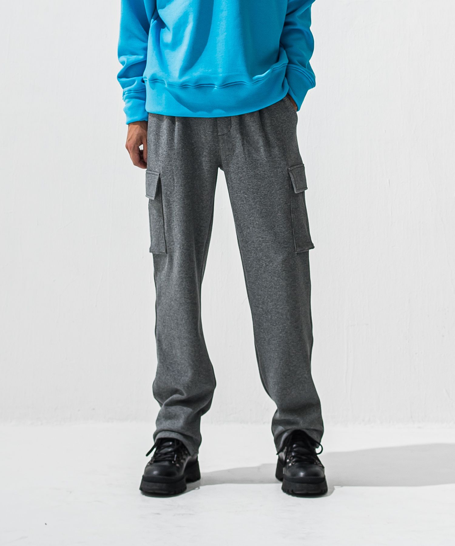 VELOURS FLEECE WIDE HEAD CARGO / 裏起毛 ベロアフリース ワンタックカーゴパンツ (チャコール) (11月中旬入荷予定) ※オーダー締切:9月7日(月)17時
