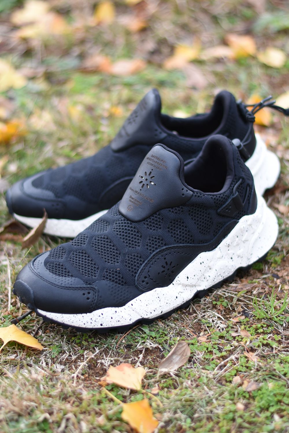 Flower Mountain Honeycomb ハニカム ハニカムメッシュ 牛革 スリップオンスニーカー ブラック Gossip