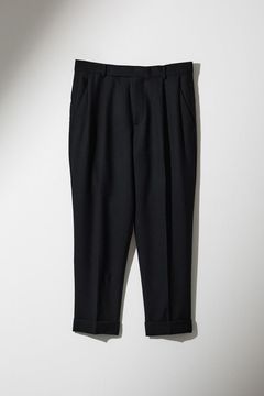 【colon】 ブランド初のジャケットを使用したスタイリング