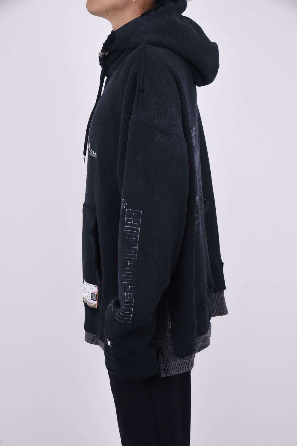 Maison MIHARA YASUHIRO - SHIFT SIDE COMBINED HOODIE / ダメージ加工 ...