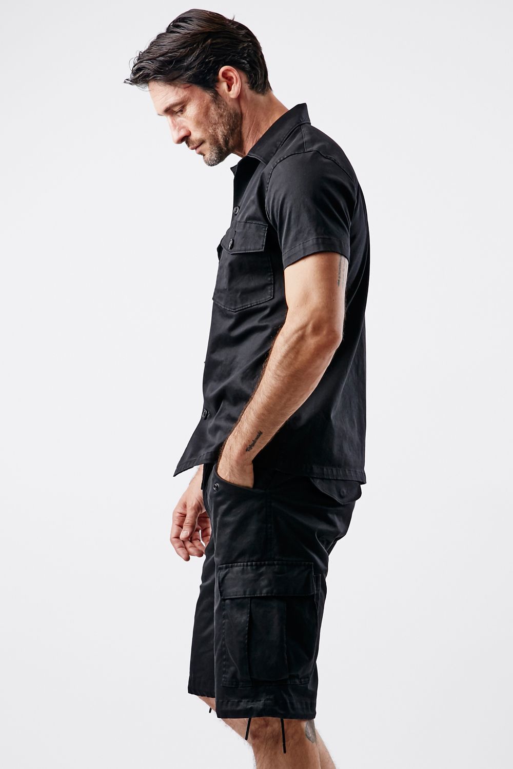 【BLACK MILITARY Vol.11】 UTILITY S/S SHIRTS-BLACK (8月末頃入荷予定 )※オーダー締切7/28(水)11:59迄