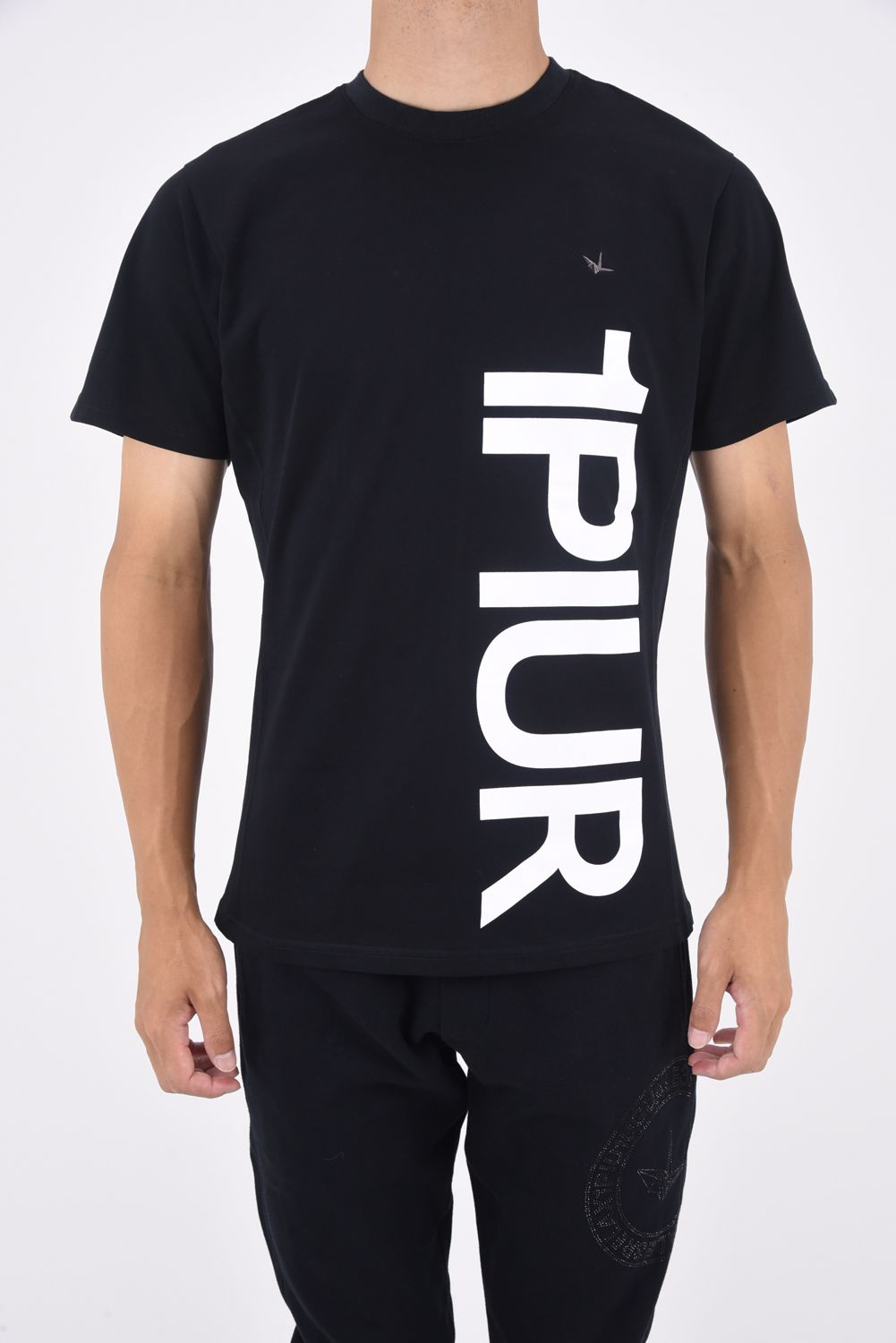 VERTICAL LOGO SHORT-SLEEVED T-SHIRT / バーチカルロゴ 半袖Tシャツ ブラック