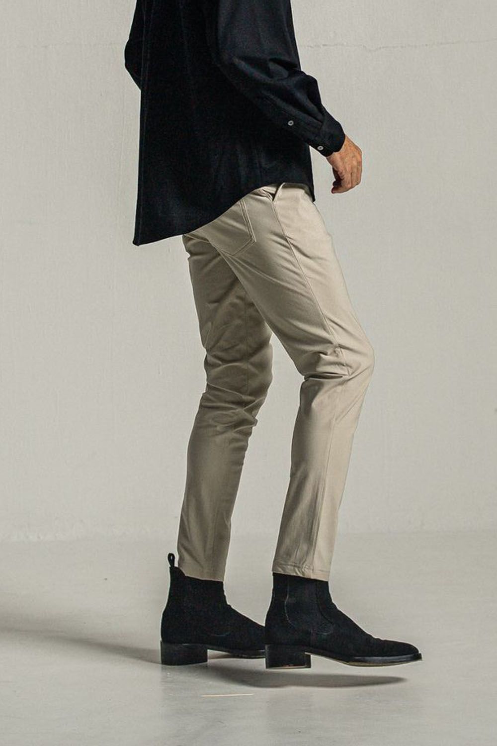 CHRIS EASY HEAT TUCK PANTS / ナイロンストレッチ 裏起毛 スラックスイージータックパンツ グレージュ