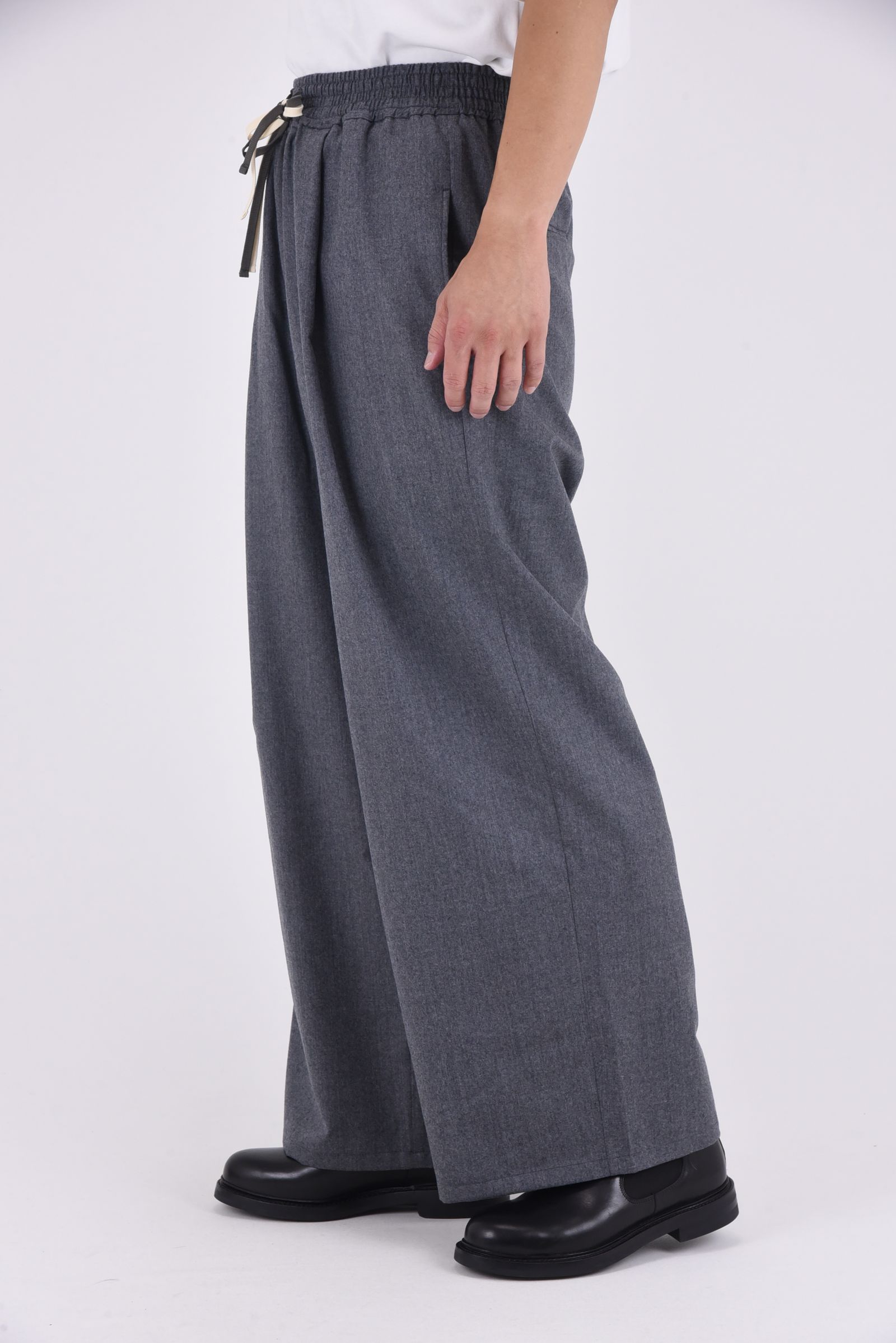 SUPER 140S DOUBLE STRINGS PANTS / スーパー140S ダブルストリングスパンツ (チャコールグレー）