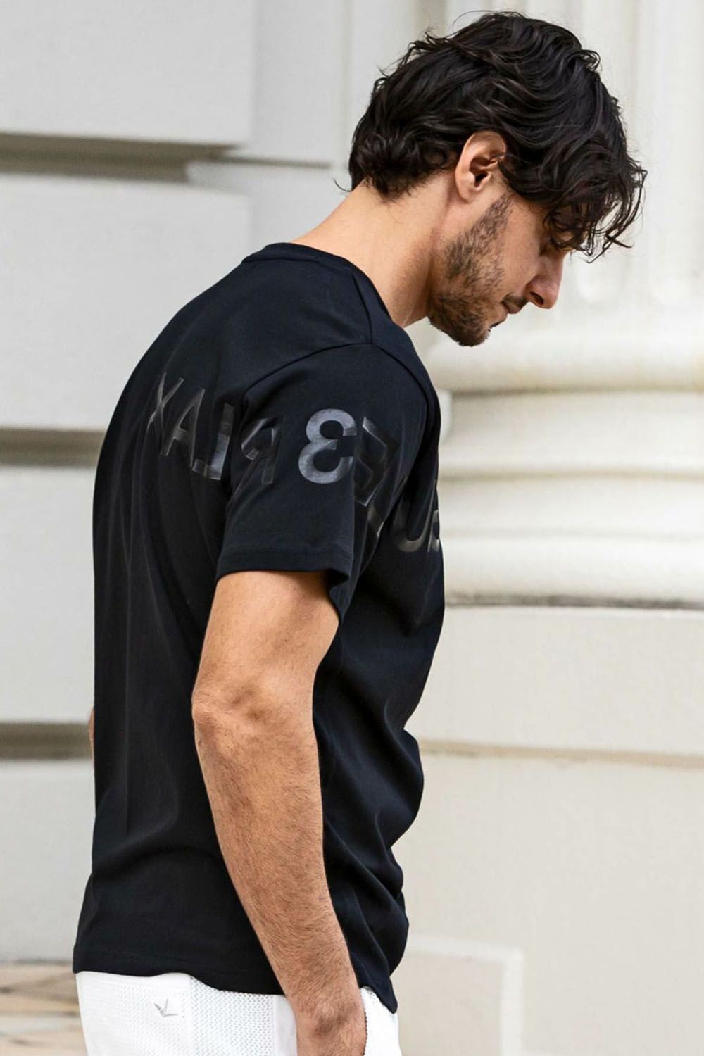 BIG LOGO INVERTED T-SHIRT / ビッグロゴ インバート Tシャツ (ブラック)
