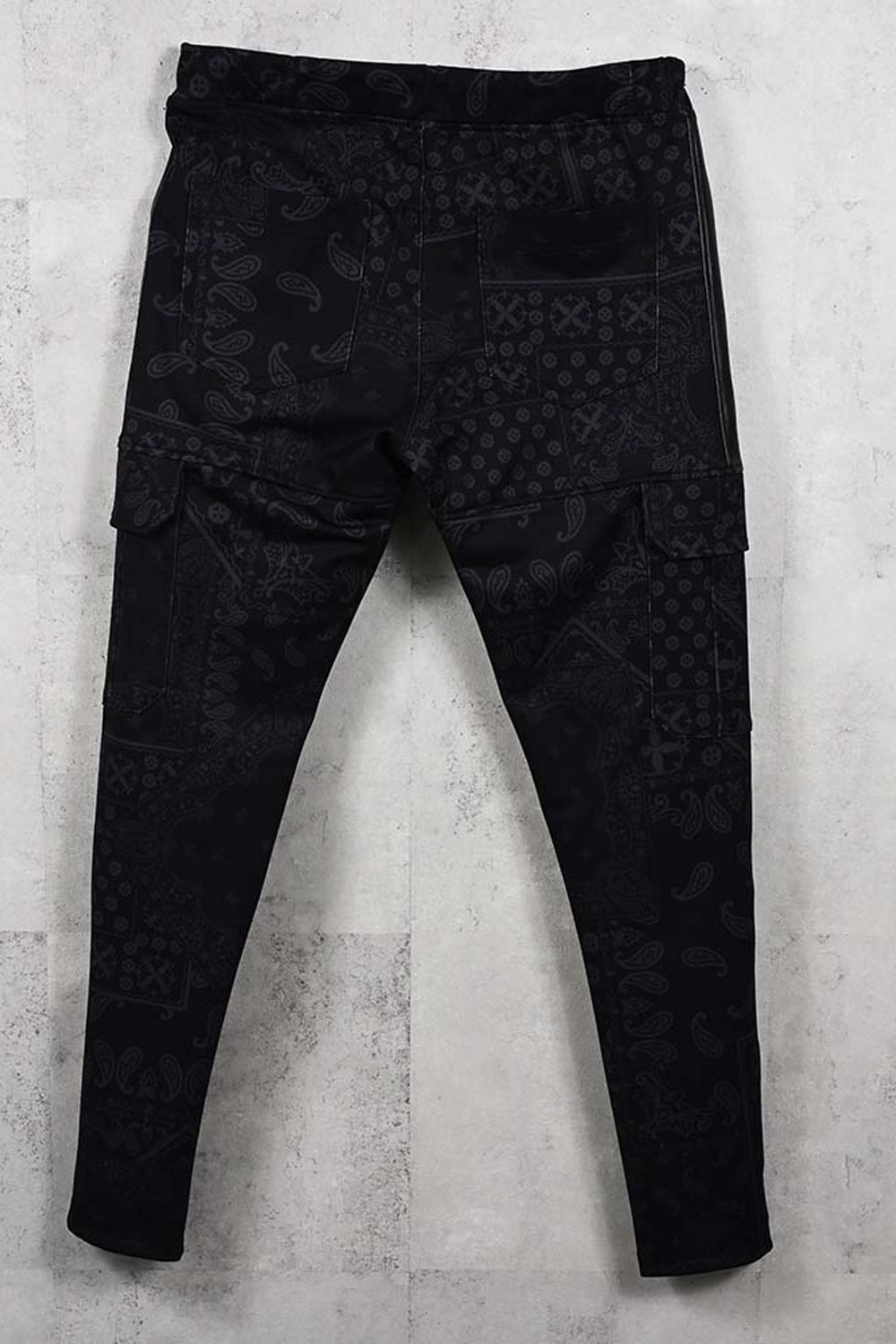 DARRELL HEAT CARGO PT / 【定番商品】 裏起毛 エコレザーサイドライン カーゴパンツ (ペイズリーブラック) (11月上旬頃入荷予定) ※オーダー締切：9月1日(月)18:00