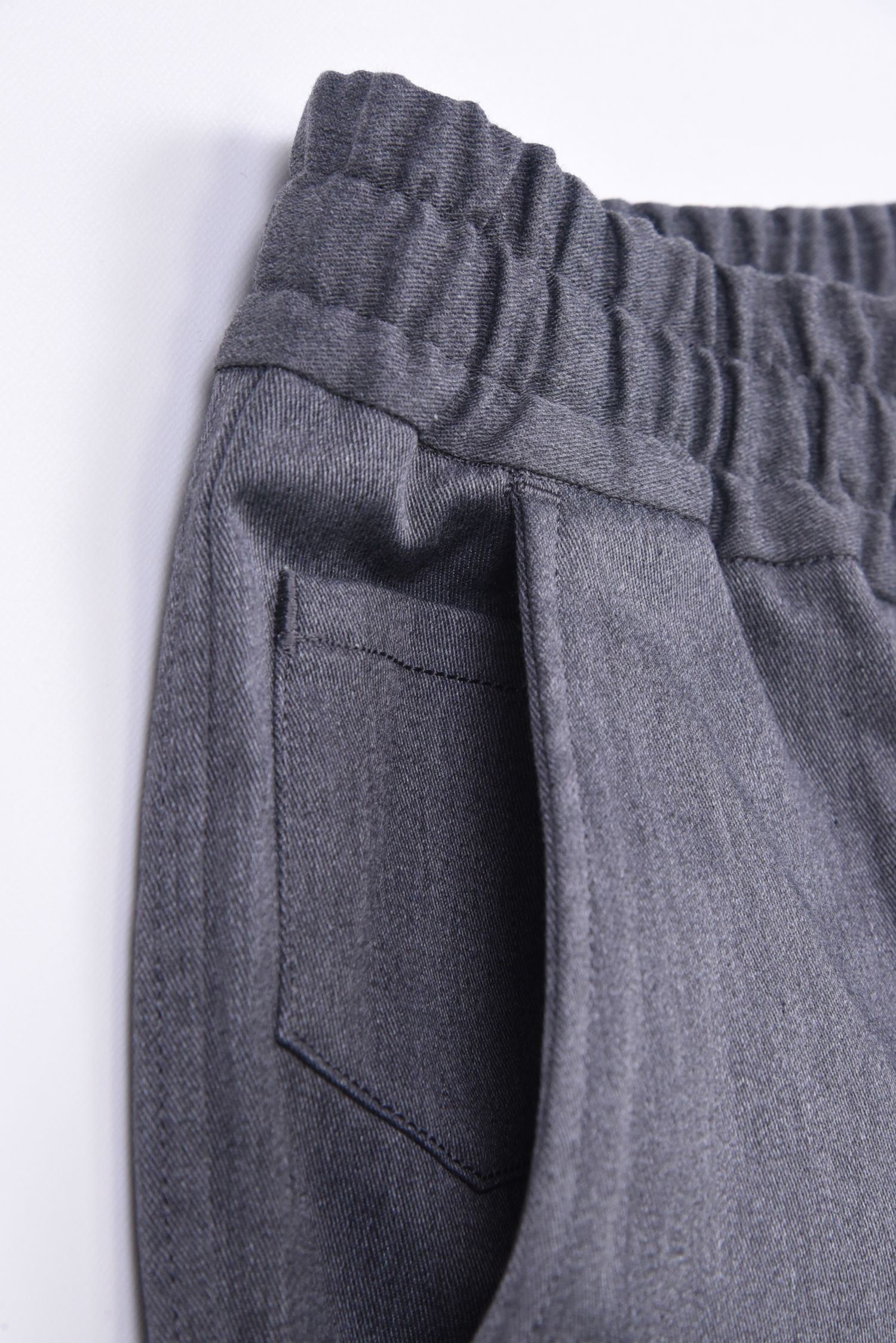 White Mountaineering - TWILL STRETCHED DARTED PANTS / ストレッチ