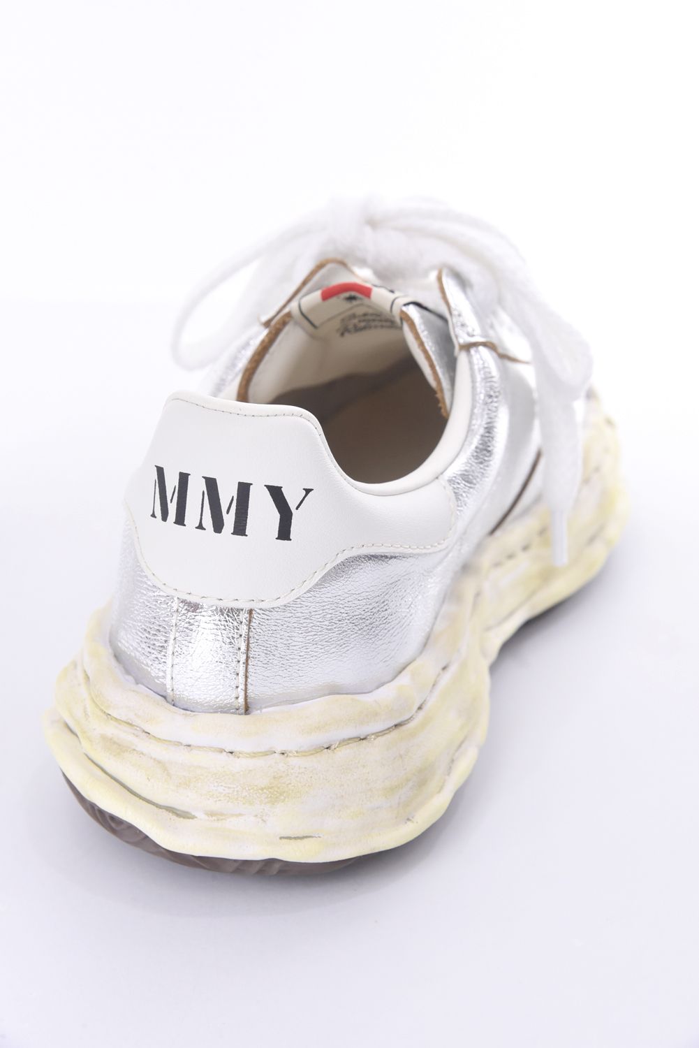 Maison Mihara Yasuhiro Blakey Wrinkled Low-Top スニーカー MAISON MIHARA YASUHIRO-BLAKEY OG SOLE WRINKLED LEATHER LOW