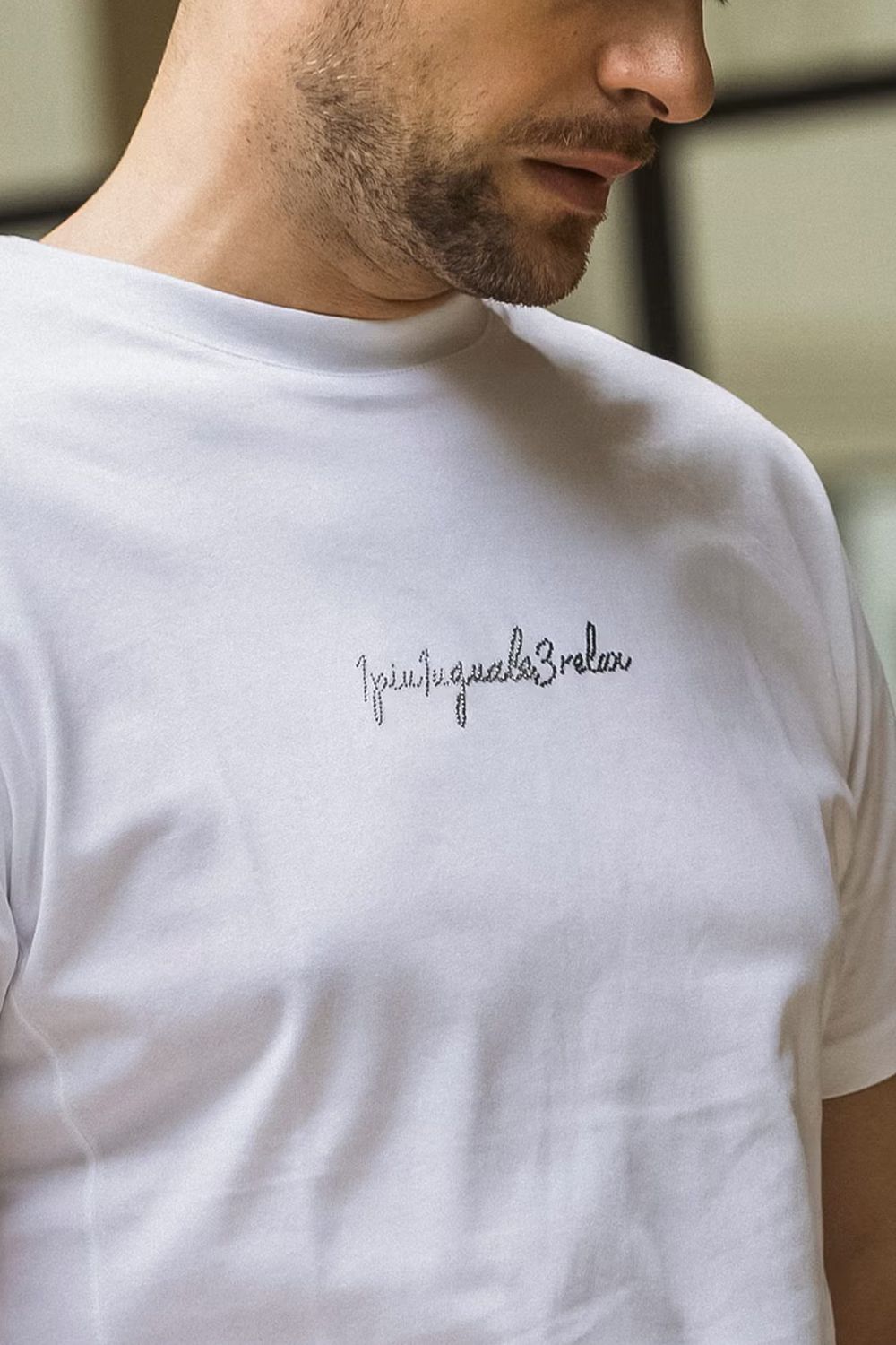 【26SS】 GRADIENT RHINESTONE T-SHIRT / グラデーション ラインストーンロゴ Tシャツ (ホワイト)