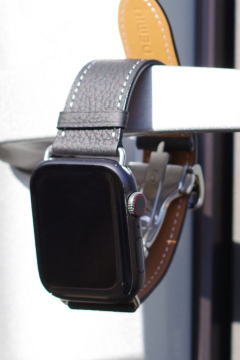Apple Watch Leather Band / Apple Watchレザーバンド ブラック / シルバー