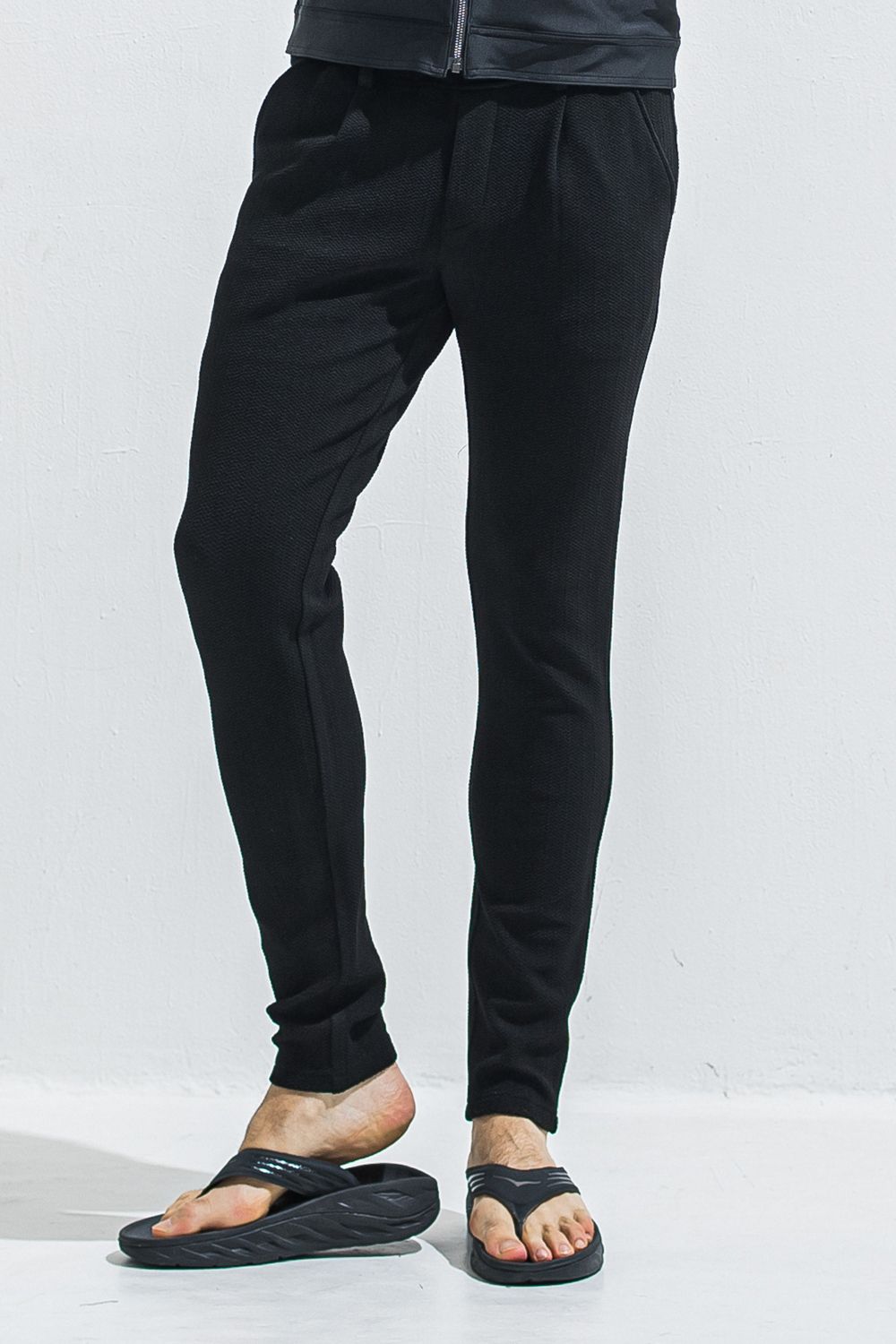 CHRIS EASY TUCK PANTS / ブリスターニット スラックスイージータックパンツ (ブラック) (4月中旬入荷予定) ※オーダー締切:2月15日(日)18時